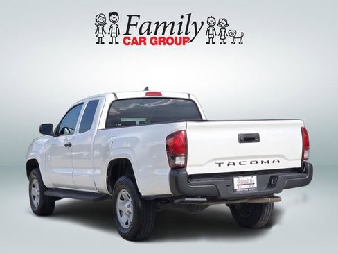 Used 2023 Toyota Tacoma SR RWD image 3