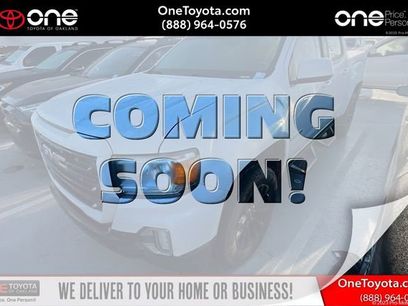 Used 2022 GMC Canyon Elevation w/ Elevation Premium Package