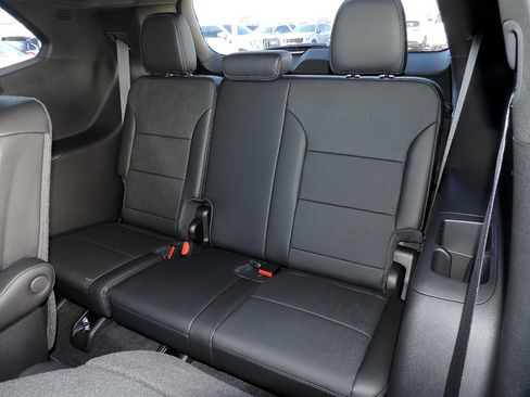 New 2026 Buick Enclave Preferred w/ Super Cruise Package FWD image 17