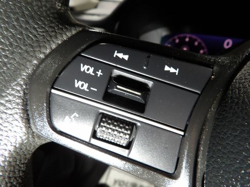 Used 2025 Honda Accord LX image 22