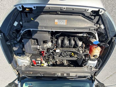 Used 2016 Ford Fusion SE FWD image 26