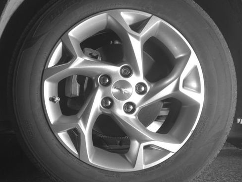 Used 2025 Chevrolet Trax LS w/ LS Convenience Package FWD image 11