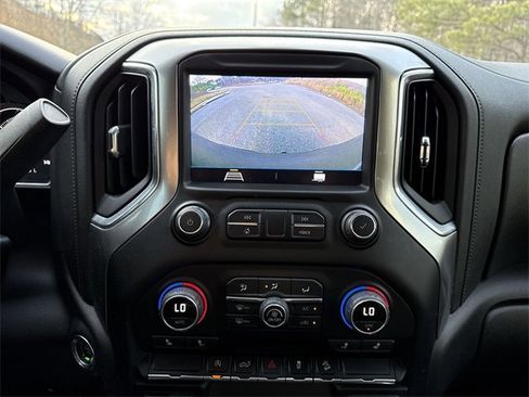 Used 2021 Chevrolet Silverado 1500 RST image 25