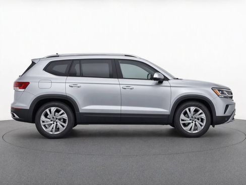 Certified 2023 Volkswagen Atlas SE AWD/4WD image 6