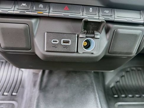 Used 2026 GMC Sierra 1500 Pro RWD image 27