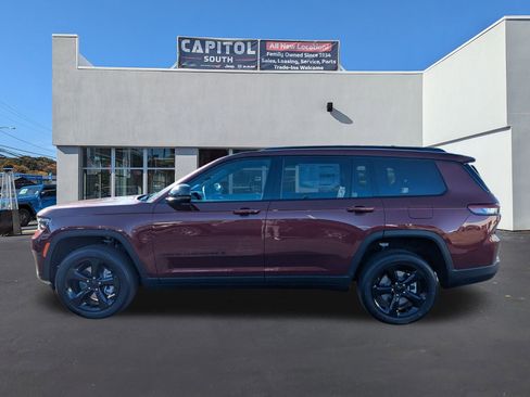 New 2025 Jeep Grand Cherokee L Altitude image 5