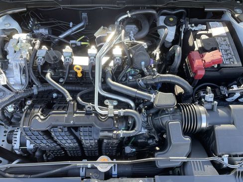 New 2025 Nissan Altima 2.5 SR image 10