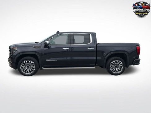 Used 2023 GMC Sierra 1500 Denali Ultimate AWD/4WD image 3