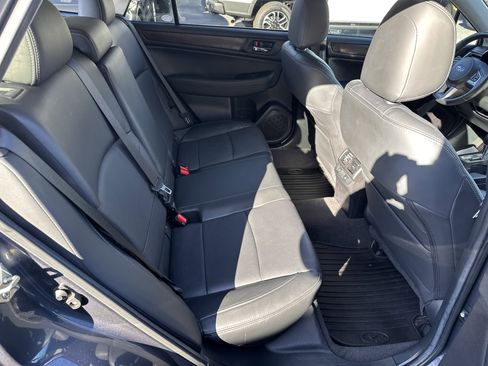 Used 2016 Subaru Outback 2.5i Limited image 16