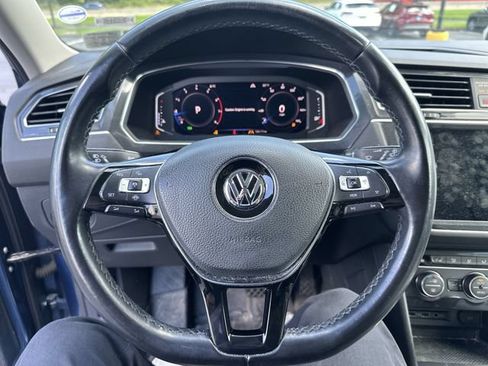 Used 2019 Volkswagen Tiguan SEL Premium w/ 3rd Row Seat Package AWD/4WD image 14