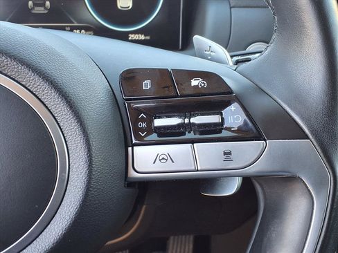 Used 2022 Hyundai Tucson Limited image 15