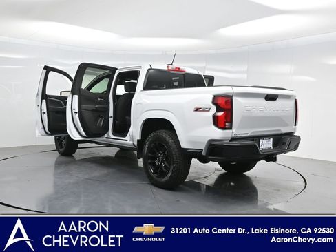 New 2025 Chevrolet Colorado Z71 w/ Midnight Edition image 32