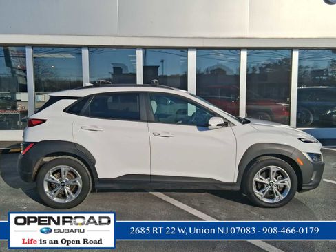 Used 2023 Hyundai Kona SEL image 4