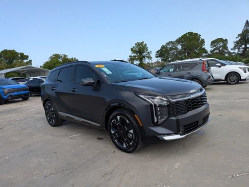 Certified 2026 Kia Sportage SX FWD image 2