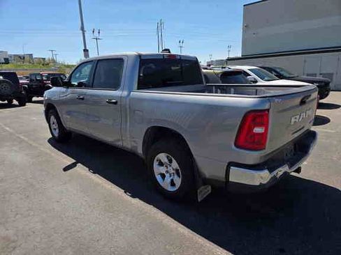 Used 2025 RAM 1500 Tradesman AWD/4WD image 3