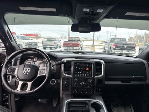 Used 2016 RAM 2500 Limited image 31