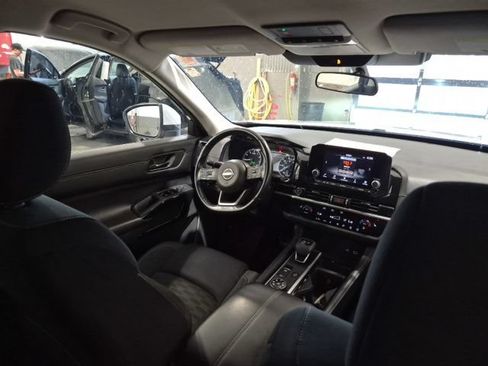 Certified 2024 Nissan Pathfinder SV AWD/4WD image 20