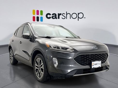 Used 2020 Ford Escape SEL image 7