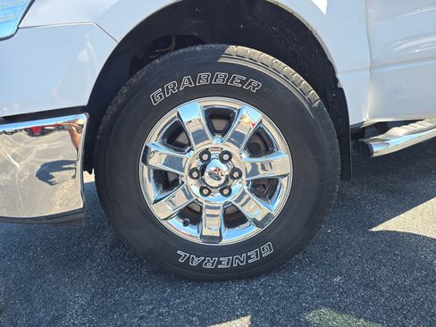 Used 2014 Ford F150 XLT w/ Equipment Group 302A Luxury RWD image 26