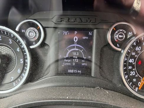 Used 2022 RAM 1500 Big Horn AWD/4WD image 17