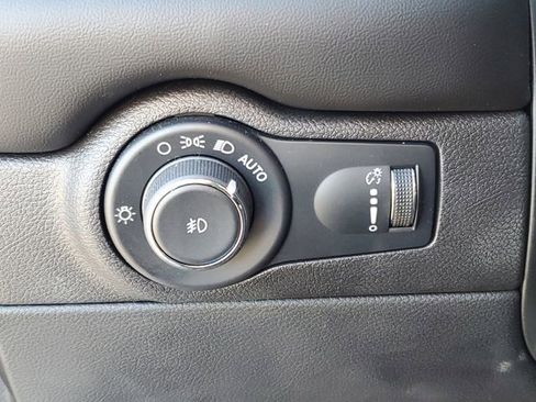 Used 2023 Dodge Durango R/T w/ Tow 'N Go Package image 21