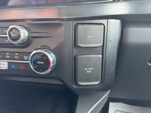 Certified 2024 Ford F250 Lariat w/ Lariat Ultimate Package image 35