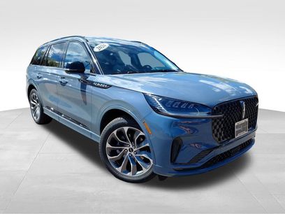 New 2026 Lincoln Aviator AWD w/ Jet Appearance Package