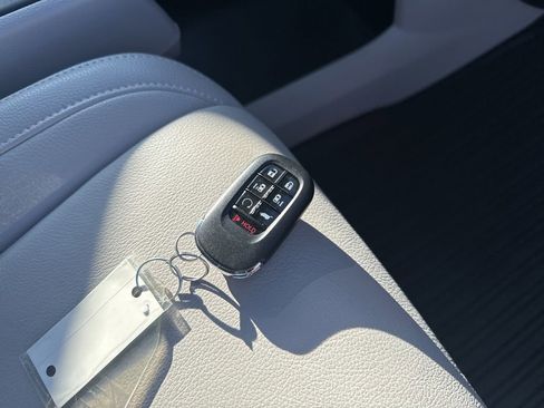 Used 2025 Honda Odyssey EX-L image 38