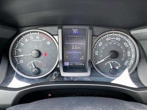Used 2017 Toyota Tacoma TRD Sport w/ Tow Package RWD image 22