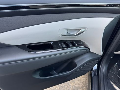 Used 2024 Hyundai Tucson Limited image 20