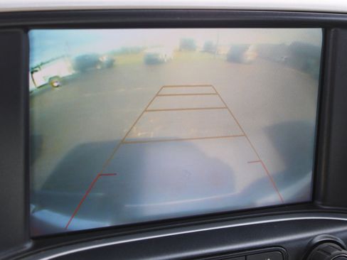 Used 2018 GMC Sierra 1500 SLT w/ SLT Premium Package image 29