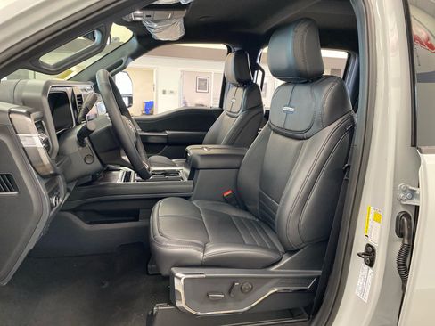 New 2026 Ford F350 Platinum w/ FX4 Off-Road Package AWD/4WD image 15