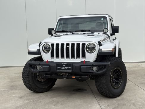 Used 2020 Jeep Wrangler Rubicon w/ Steel Bumper Group image 1