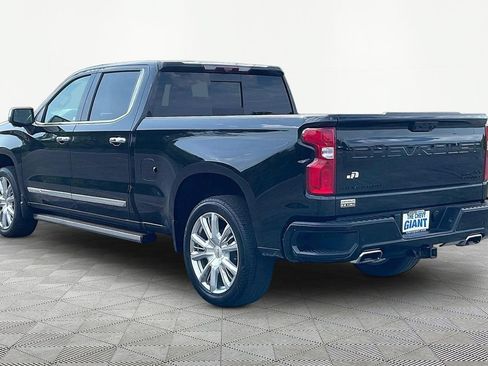 Used 2024 Chevrolet Silverado 1500 High Country w/ Technology Package AWD/4WD image 4
