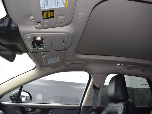 New 2025 Lincoln Corsair Reserve image 15