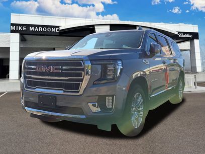 Used 2022 GMC Yukon XL SLT w/ SLT Premium Package