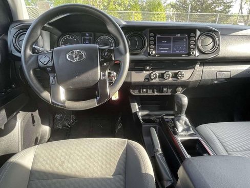Used 2022 Toyota Tacoma SR w/ SR Convenience Package image 13