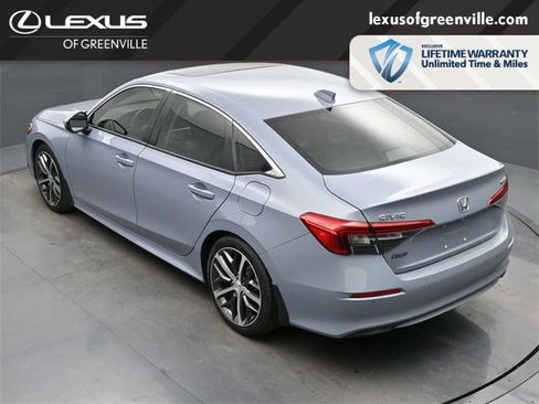 Used 2022 Honda Civic Touring image 22