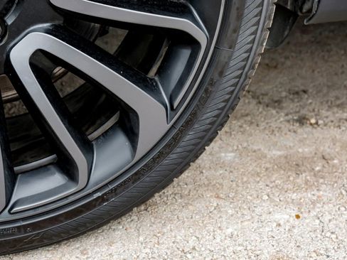 Used 2017 Land Rover Range Rover Supercharged image 64