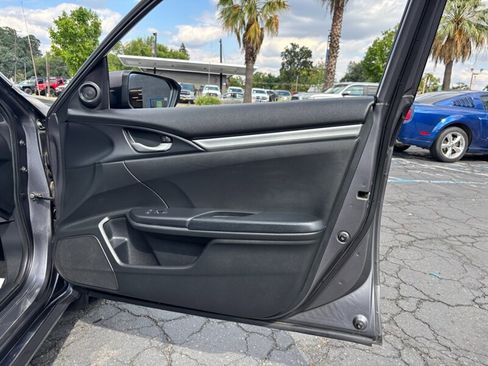 Used 2019 Honda Civic Sport image 14