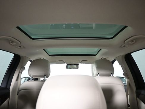 Certified 2022 Mercedes-Benz GLC 300 image 20