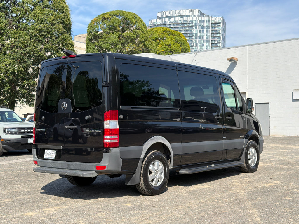 Used 2015 Mercedes-Benz Sprinter 2500 image 10