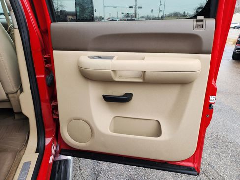 Used 2014 Chevrolet Silverado 2500 LT w/ Z71 Appearance Package image 10