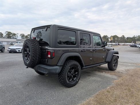 Used 2021 Jeep Wrangler Unlimited Sport image 5