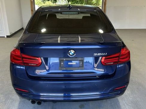 Used 2016 BMW 328i Sedan RWD image 4
