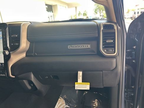 Used 2022 RAM 2500 Laramie AWD/4WD image 24