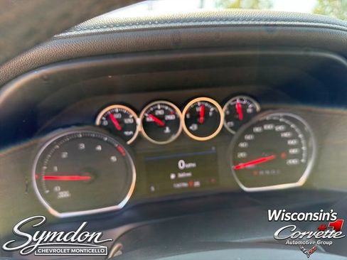 Used 2021 Chevrolet Silverado 2500 LTZ w/ LTZ Convenience Package AWD/4WD image 11