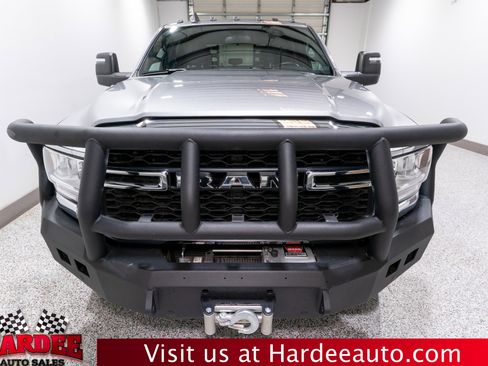 Used 2024 RAM 5500 Tradesman w/ Chrome Appearance Group image 7