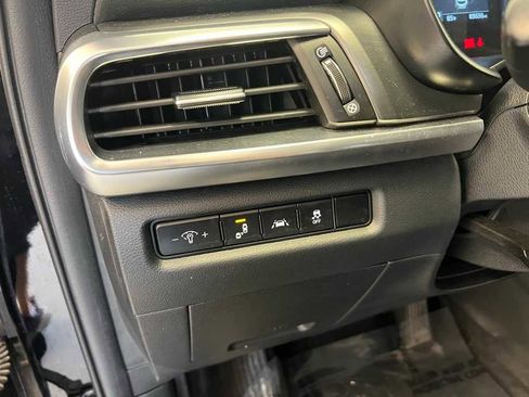 Used 2022 Kia Telluride S image 14