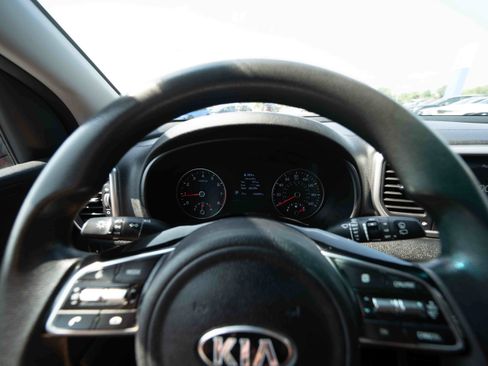 Used 2020 Kia Sportage LX FWD image 15